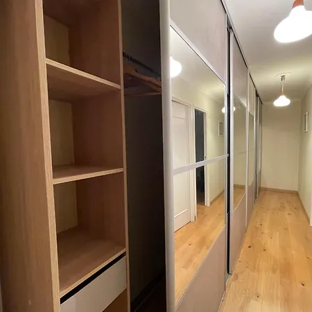 Bel & Grand Proche Du Centre *